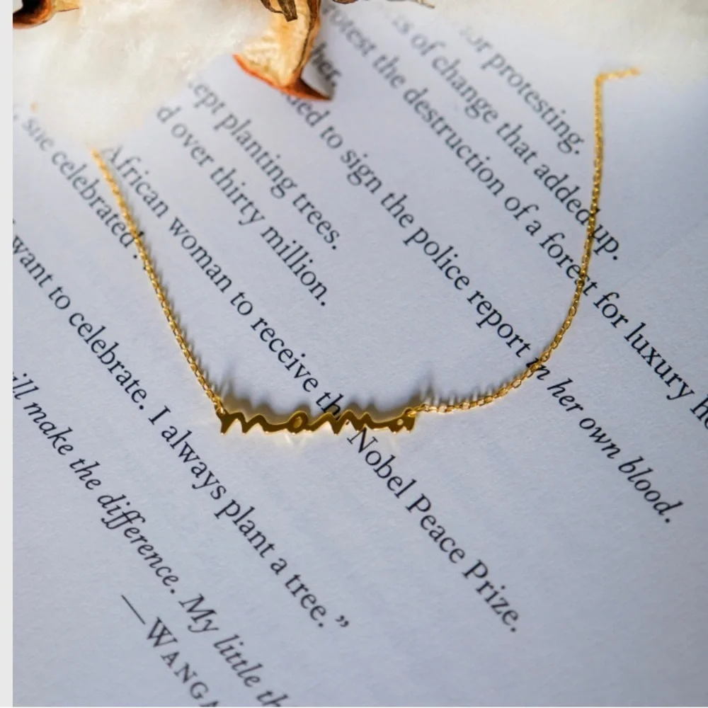 Chic Silver&Gold 'Mama' Necklace - Picture 3 of 4
